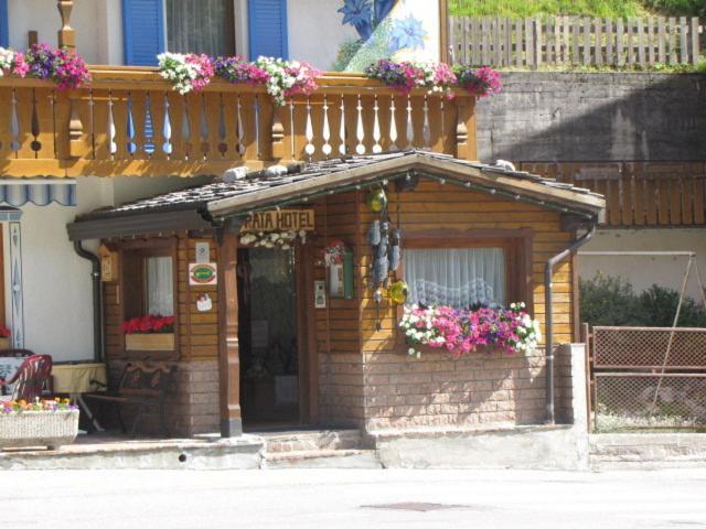 Albergo Genzianella Rocca Pietore Esterno foto